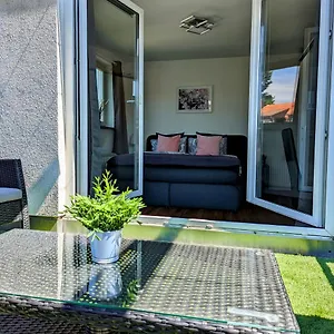 Leipzig-residenz Waldstraße Am Zoo Und Red Bull Arena , Rooftop Mit 2 Dachterrassen Apartment Leipzig